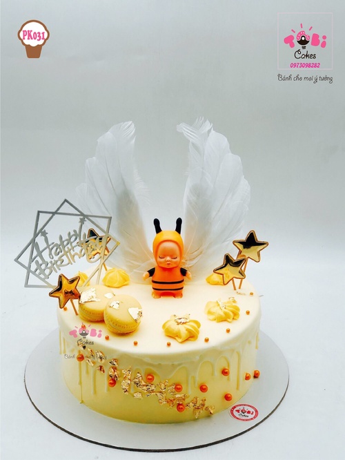 Mẫu Bánh sinh nhật màu vàng họa tiết những quả bóng lạ mắt – Tudiengia.com