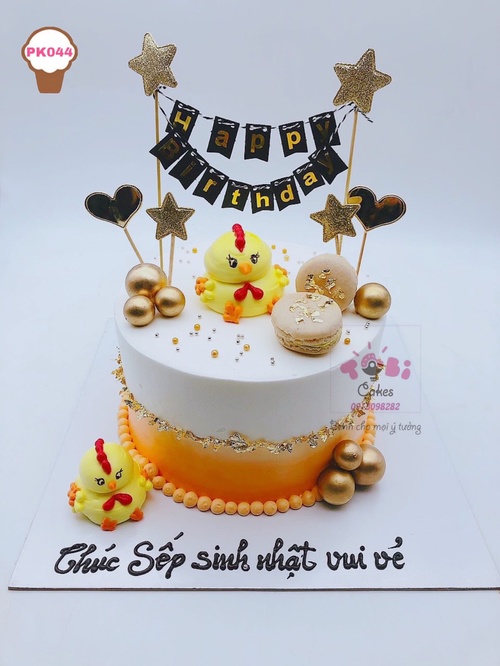 PK044 - Bánh sinh nhật trang trí chú gà trống vàng tặng sếp nam