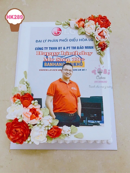 HK289 - Bánh sinh nhật in ảnh sếp nam trang trí hoa kem