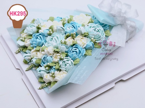 HK295 - Bánh sinh nhật độc đáo hình bó hoa màu xanh sang trọng