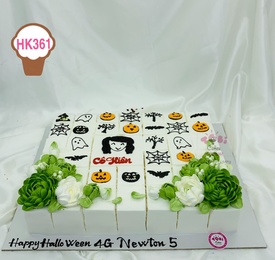HK361 - Bánh hoa kem trang trí Halloween
